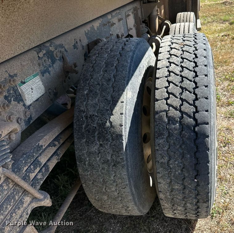 image for item DP8534 2007 Sterling  LT9513 dump truck