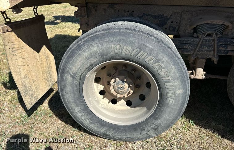 image for item DP8534 2007 Sterling  LT9513 dump truck