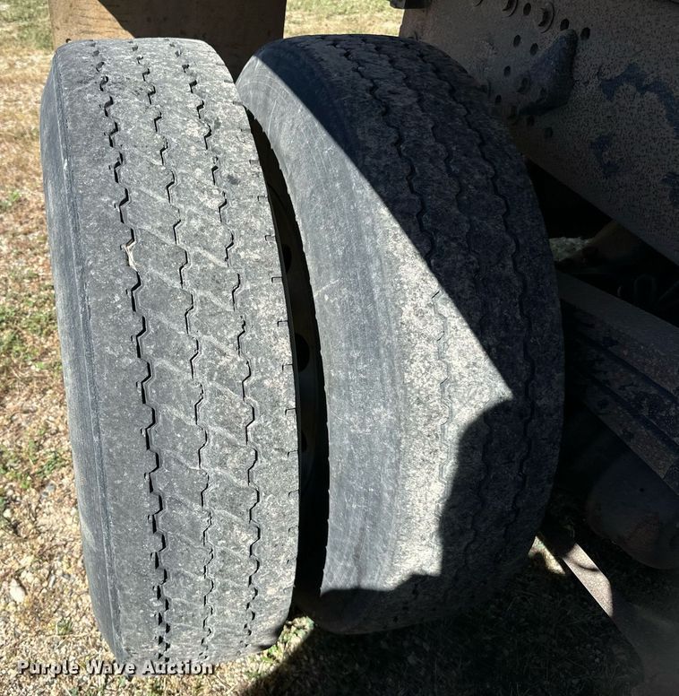 image for item DP8534 2007 Sterling  LT9513 dump truck