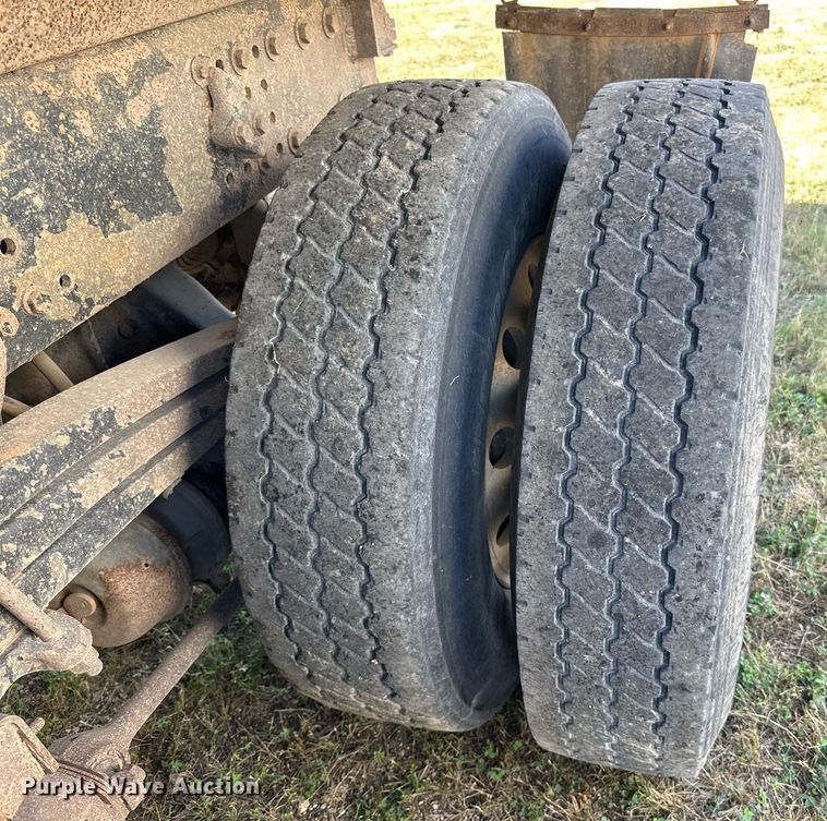 image for item DP8534 2007 Sterling  LT9513 dump truck