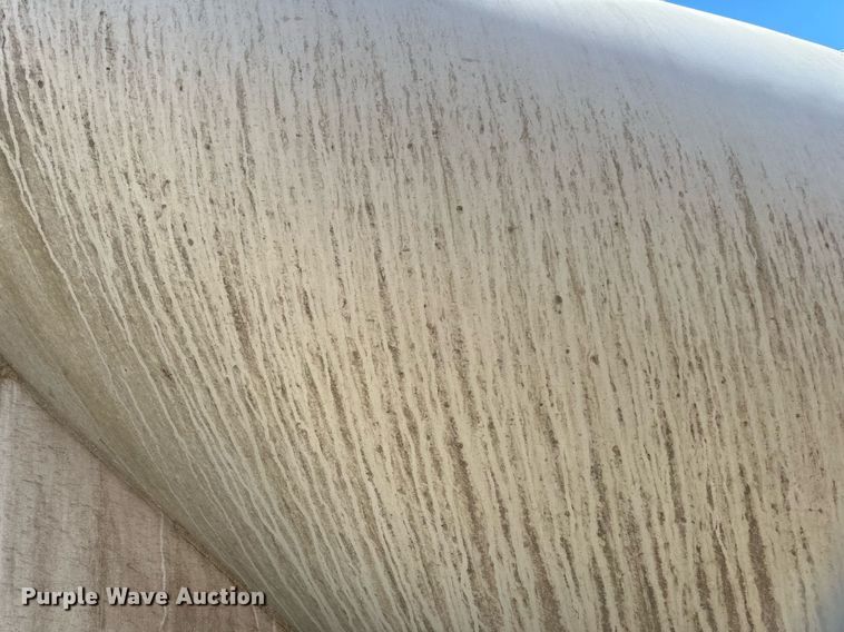 image for item DP8536 1991 Beall  pneumatic dry bulk trailer