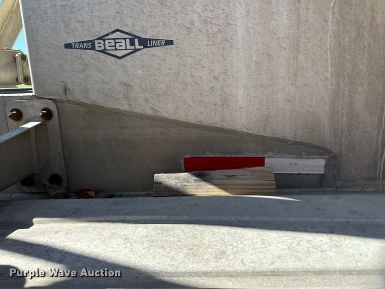 image for item DP8536 1991 Beall  pneumatic dry bulk trailer