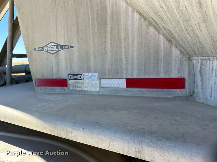 image for item DP8536 1991 Beall  pneumatic dry bulk trailer