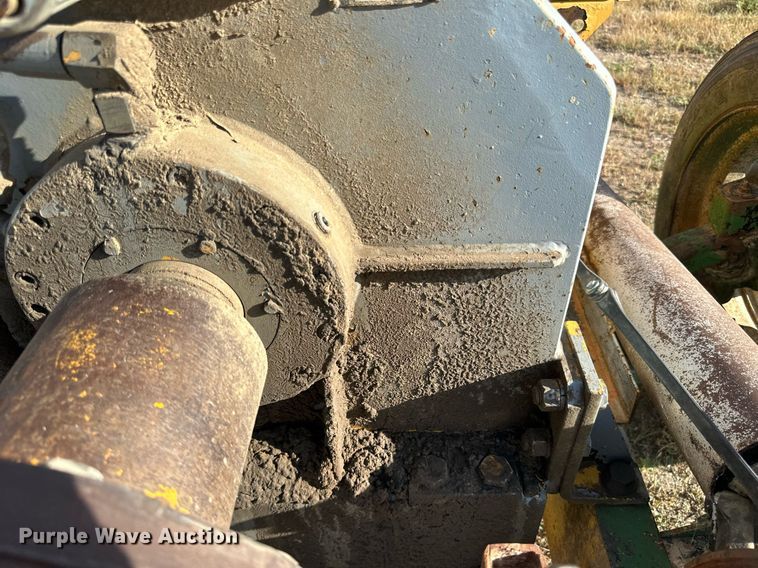 image for item DP8540 2001 John Deere  power unit 