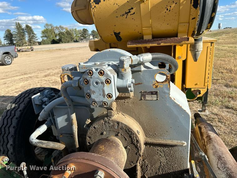 image for item DP8540 2001 John Deere  power unit 