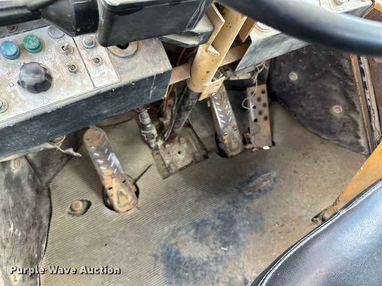 image for item DP8541 1984 Fiat Allis  FR15 Turbo  wheel loader