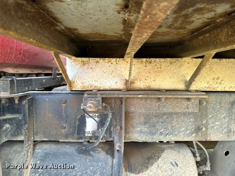 image for item DP8542 1990 Mack RD690S dump truck