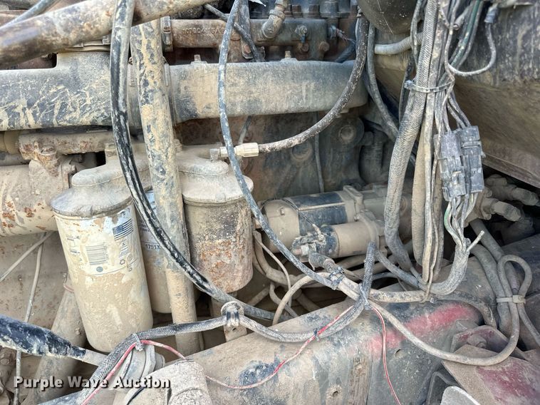 image for item DP8542 1990 Mack RD690S dump truck