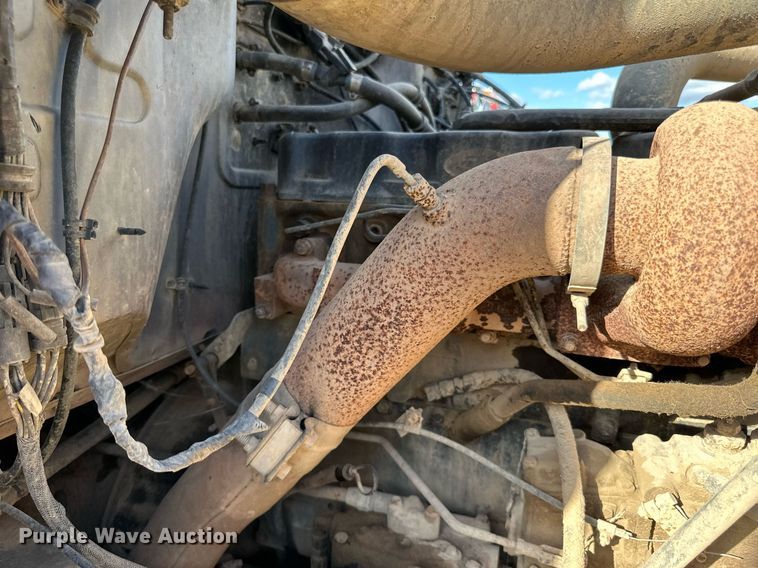 image for item DP8542 1990 Mack RD690S dump truck