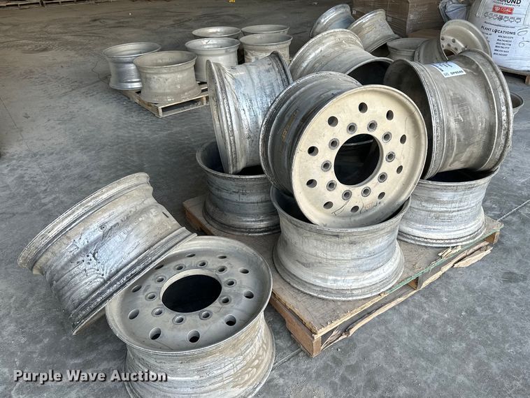 image for item DP8546 Wheels and tires 