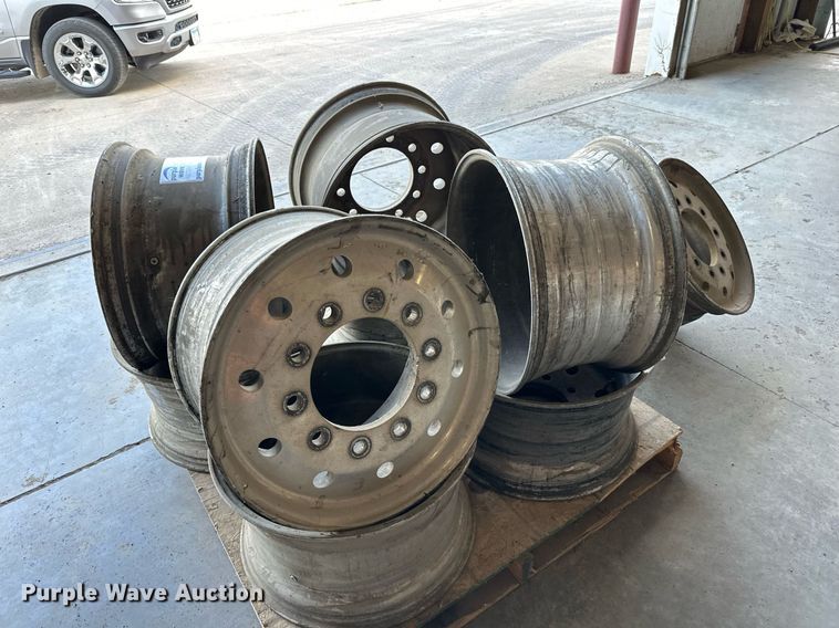 image for item DP8546 Wheels and tires 