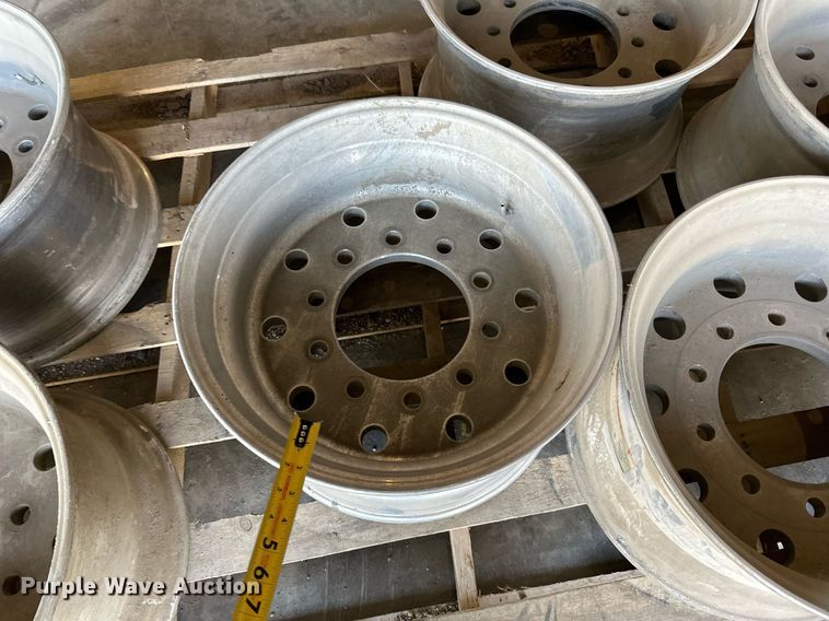 image for item DP8546 Wheels and tires 