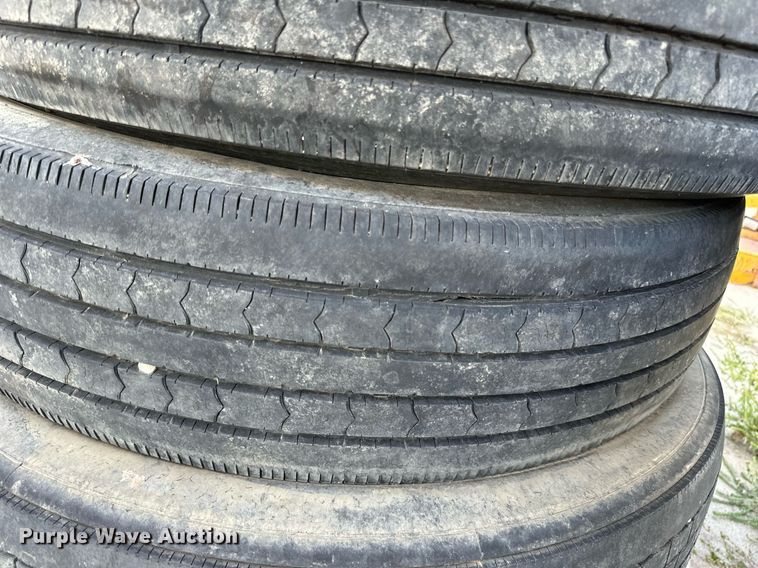 image for item DP8546 Wheels and tires 