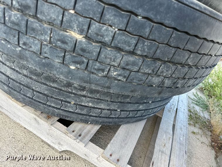 image for item DP8546 Wheels and tires 