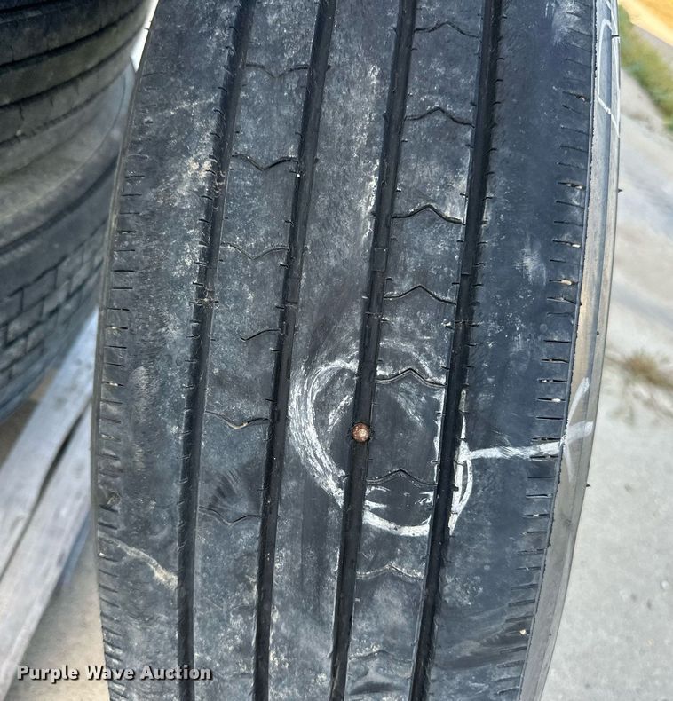 image for item DP8546 Wheels and tires 