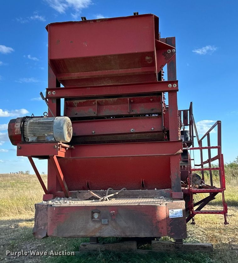 image for item DP8552 1962 jaw crushing plant