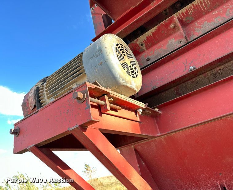 image for item DP8552 1962 jaw crushing plant