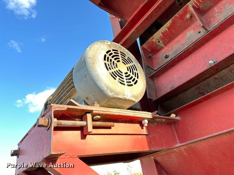 image for item DP8552 1962 jaw crushing plant