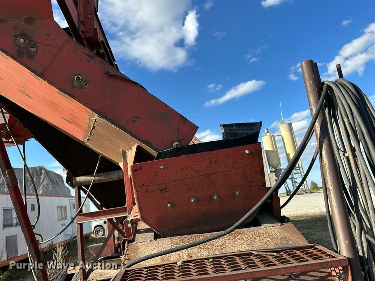 image for item DP8552 1962 jaw crushing plant