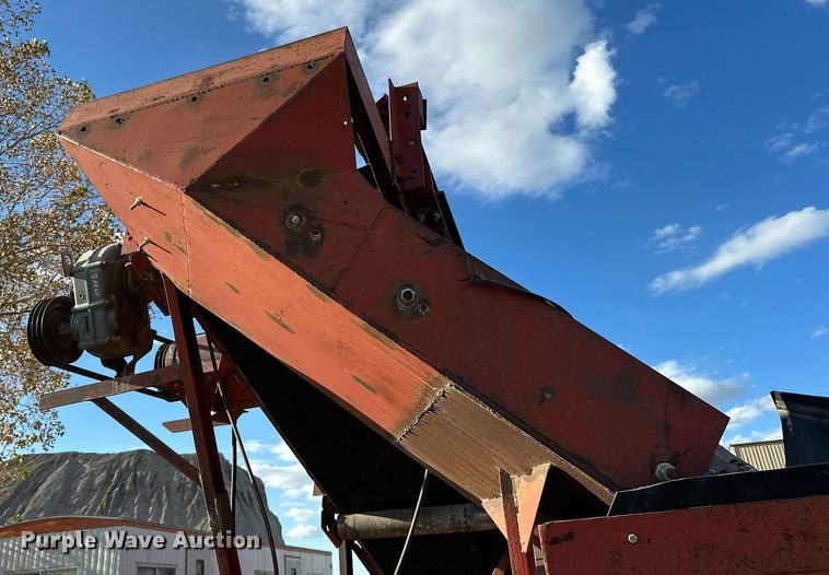 image for item DP8552 1962 jaw crushing plant