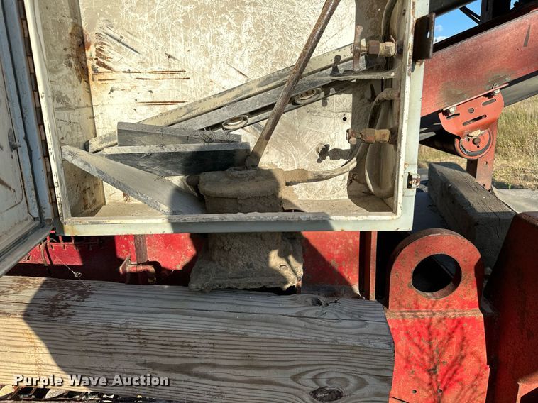 image for item DP8552 1962 jaw crushing plant