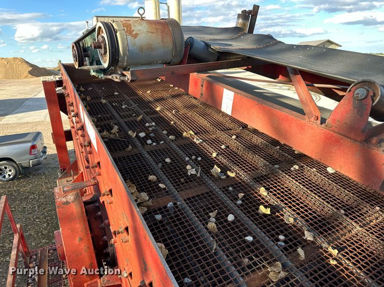 image for item DP8552 1962 jaw crushing plant