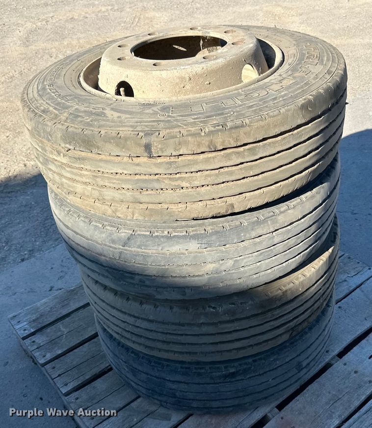 image for item DP8553 (4)  wheels and tires