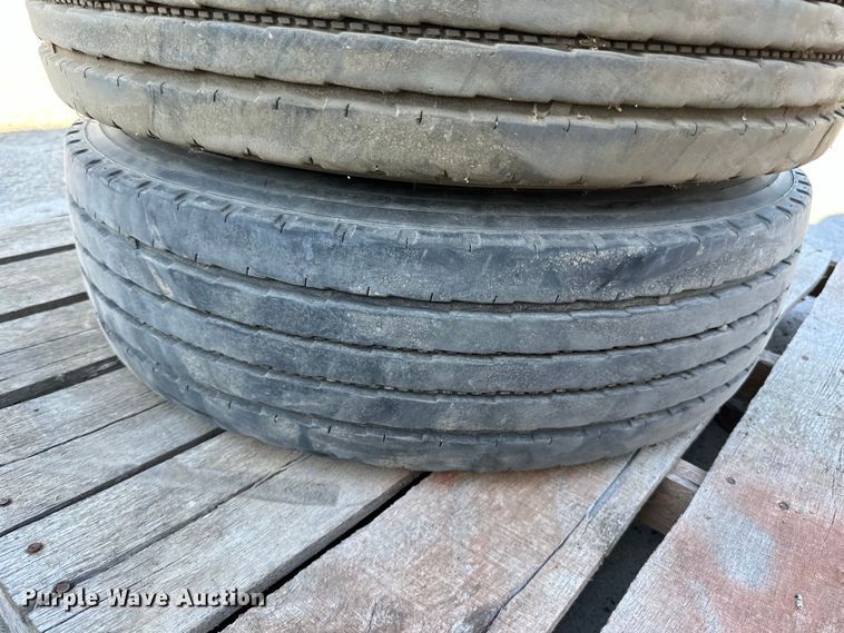 image for item DP8553 (4)  wheels and tires