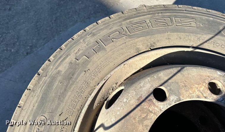 image for item DP8553 (4)  wheels and tires