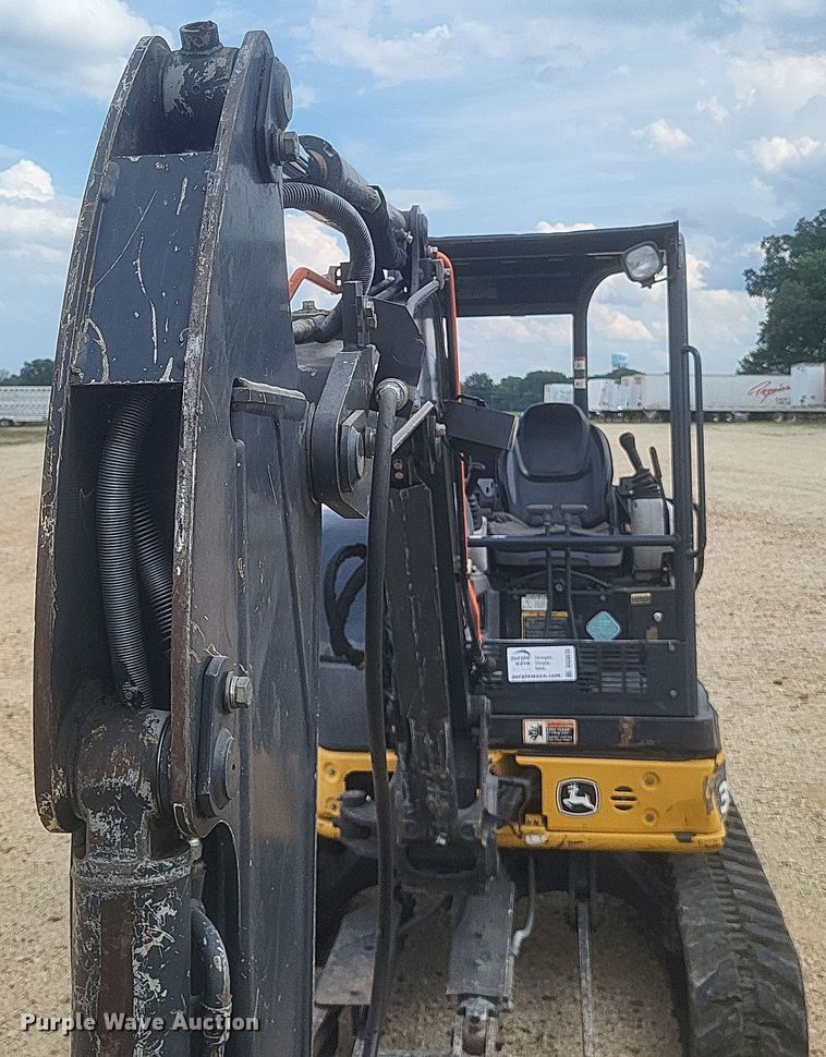 image for item DQ3678 2016 John Deere  35G mini excavator