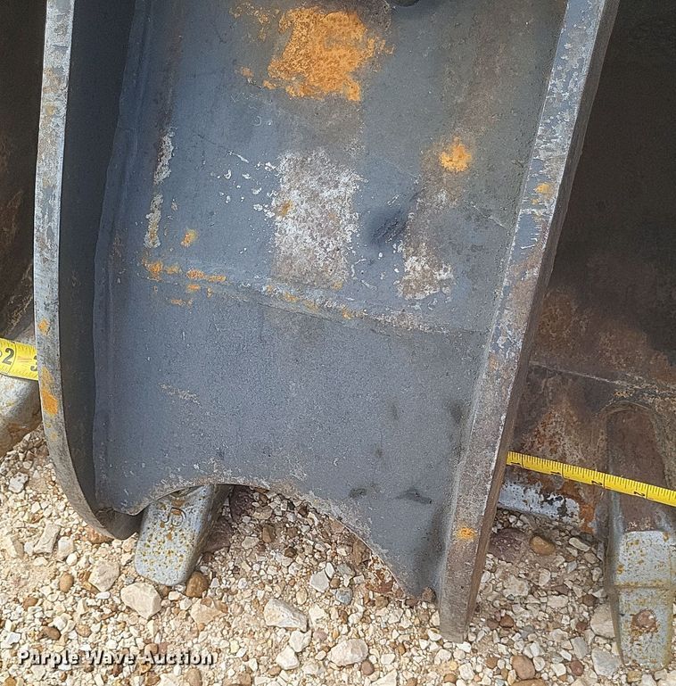 image for item DQ3678 2016 John Deere  35G mini excavator