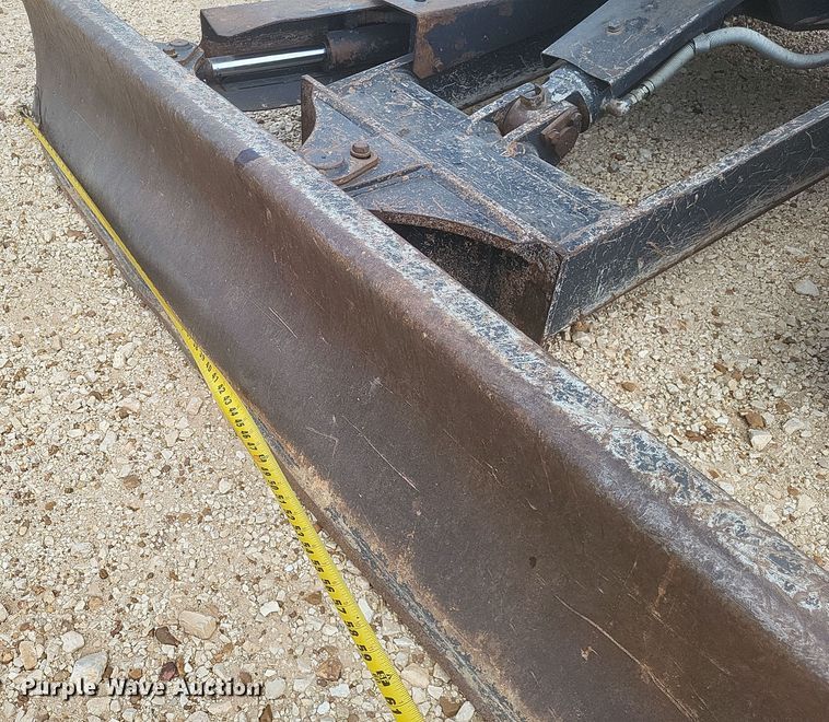 image for item DQ3678 2016 John Deere  35G mini excavator