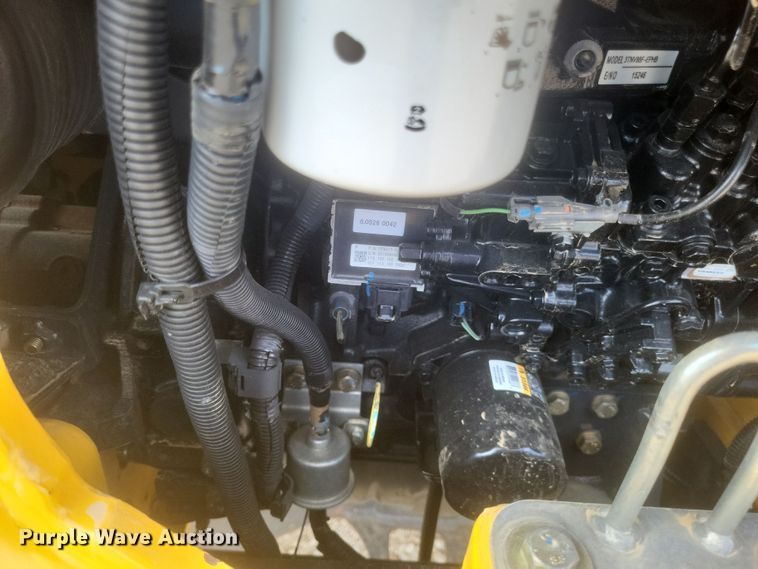 image for item DQ3678 2016 John Deere  35G mini excavator