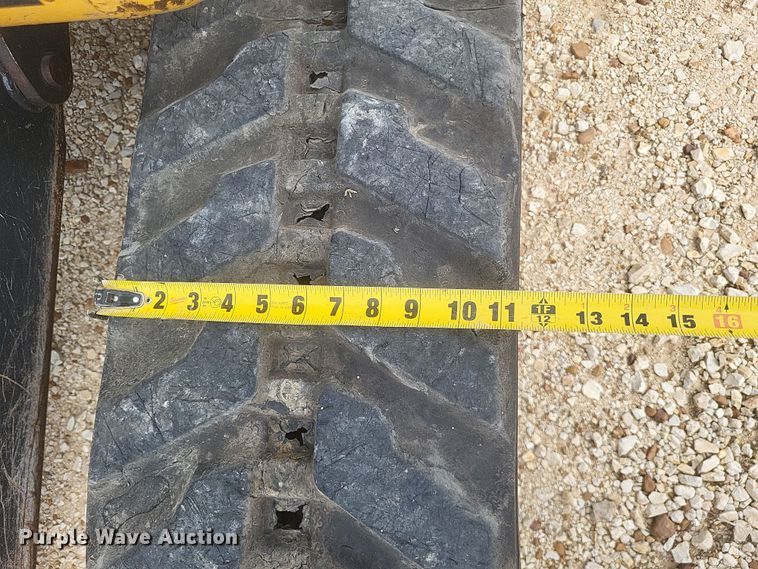 image for item DQ3678 2016 John Deere  35G mini excavator