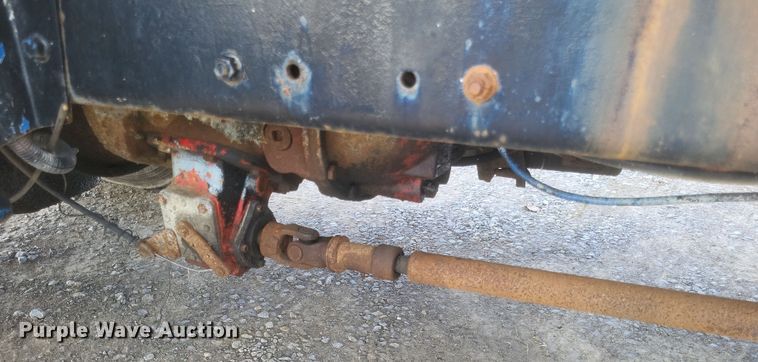 image for item DQ3691 1993 International  8100 water truck