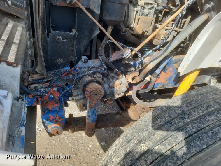 image for item DQ3691 1993 International  8100 water truck