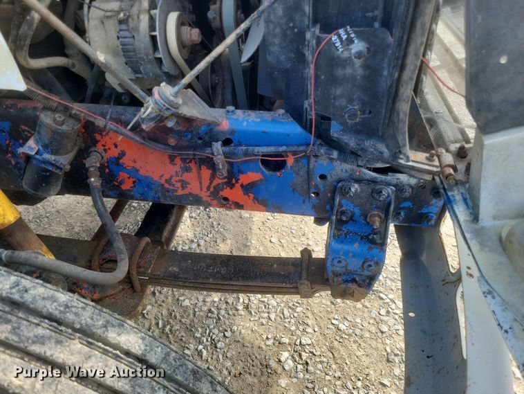 image for item DQ3691 1993 International  8100 water truck