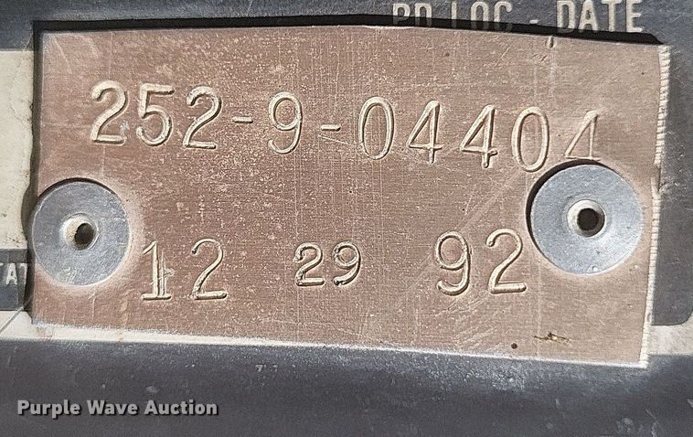 image for item DQ3691 1993 International  8100 water truck