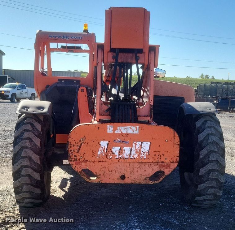 image for item DQ3697 2007 JLG 644E-42 telehandler