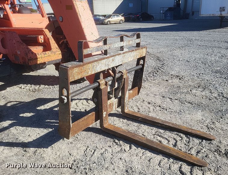 image for item DQ3697 2007 JLG 644E-42 telehandler