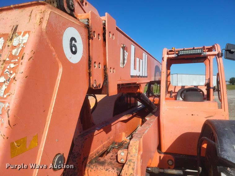 image for item DQ3697 2007 JLG 644E-42 telehandler