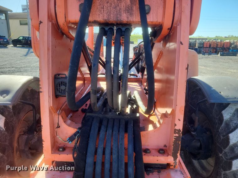 image for item DQ3697 2007 JLG 644E-42 telehandler