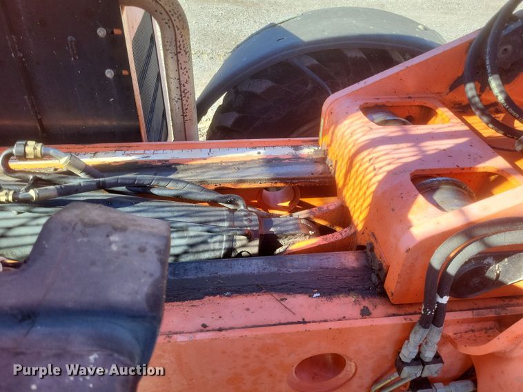 image for item DQ3697 2007 JLG 644E-42 telehandler