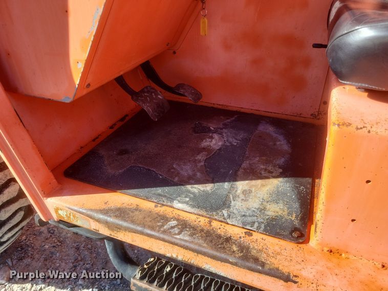 image for item DQ3697 2007 JLG 644E-42 telehandler