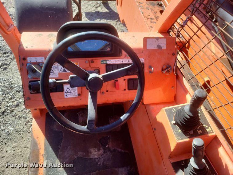 image for item DQ3697 2007 JLG 644E-42 telehandler