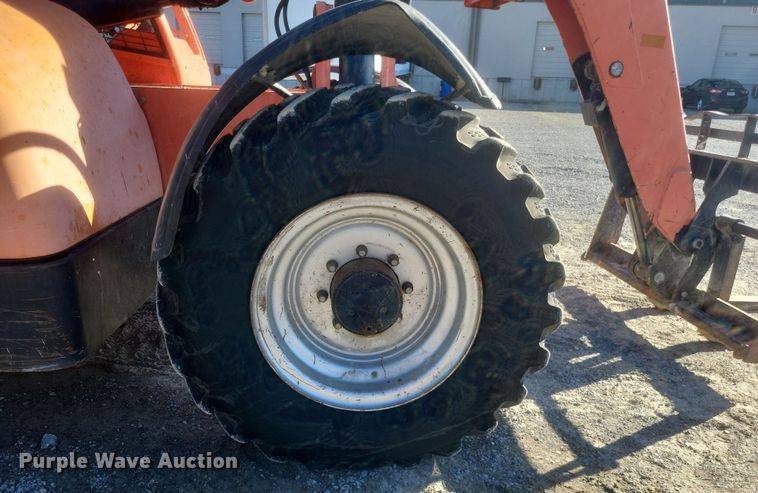 image for item DQ3697 2007 JLG 644E-42 telehandler