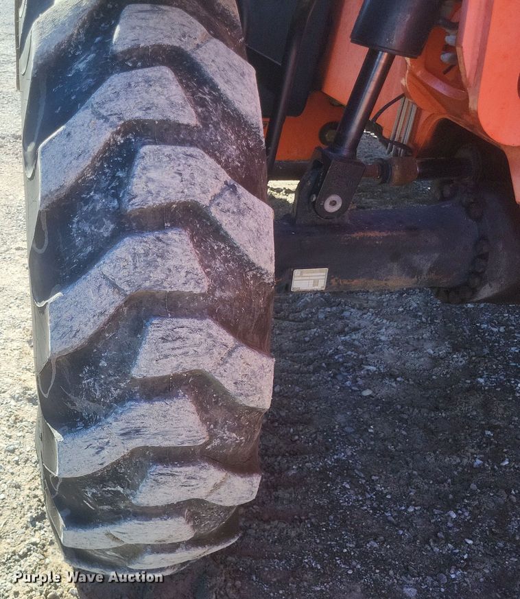 image for item DQ3697 2007 JLG 644E-42 telehandler