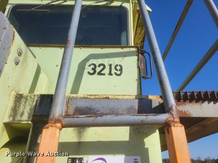 image for item DQ3701 1995 Euclid  R35 haul truck