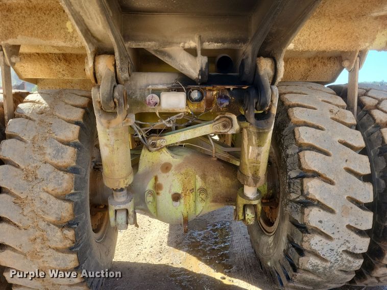 image for item DQ3701 1995 Euclid  R35 haul truck