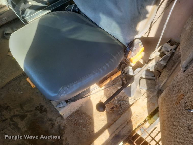 image for item DQ3701 1995 Euclid  R35 haul truck